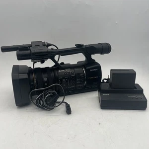 SONY HXR-NX5U NXCAM Professional HD Video Camera 20x G Lens & Battery - Picture 1 of 7