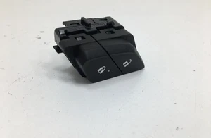 Chevrolet Camaro 2016-2024 botón de interruptor de bloqueo/desbloqueo de puerta derecha OEM - Imagen 1 de 3