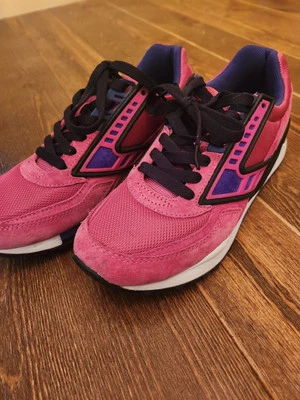 Size 8 - Brooks Regent Pink purple black suede shoes womens  - Image 1 of 4