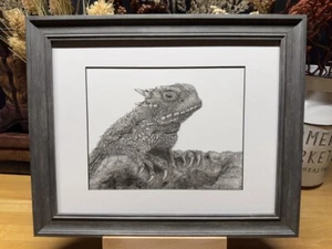 Dibujo de un cuerno cachondo sapo lagarto grafito lápiz arte boceto imagen - Imagen 1 de 16