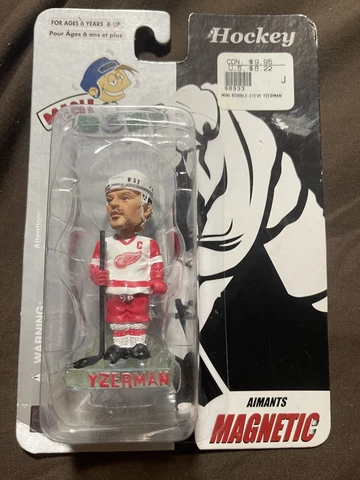 Detroit Red Wings Steve Yzerman Magnetic Mini Bobs - Unopened Cover