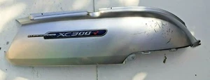 CARENA SCOCCA FIANCATA POSTERIORE DESTRA YAMAHA XC 300 VERSITY 2005 2006 - Picture 1 of 1