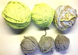 Lote de 6 bolas de hilo de lana alegre Herrschners® bolas de hilo de lima y lila - Imagen 1 de 5