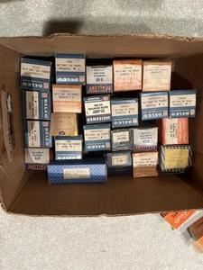 LOTE DE ENCENDIDO/APAGADO TONO VOLUMEN MOTORES GENERALES CONTROLES RADIO AUTO DELCO NUEVO DE STOCK #2 - Imagen 1 de 8