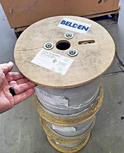 *NEW* CAT 5E, S1583A F6H, 1000 ft, 4 pair 24awg, non-plenum unshielded datatwist - Picture 1 of 3