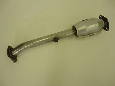 Convertidor catalítico trasero izquierdo V6 para Nissan Pathfinder 2006 2007 2008 2009 4,0 L Foto 1 de 4