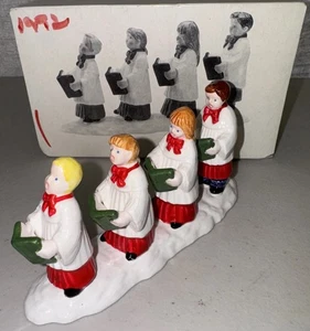Department 56 The Original Snow Village Choir Kids. Caja Original Retirada 5147-0 - Imagen 1 de 3
