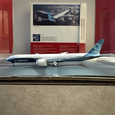 Hogan 500 scale diecat model Boeing Corp Boeing 777-9 Commercial Airliner N779XW - Image 1 of 4