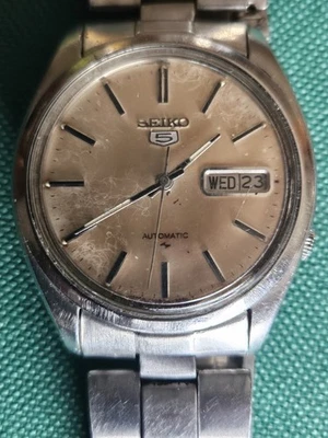 Seiko 5, 7009 8210 automático, funcionando. Foto 1 de 4