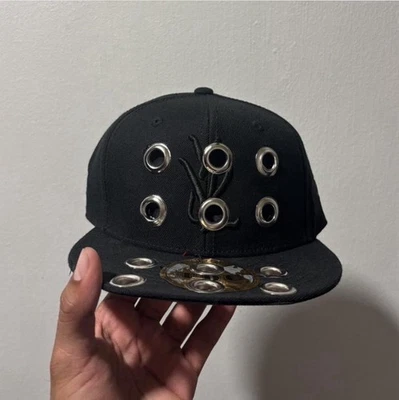 CHAPÉU YVL DEMMO (COLLAB INÉDITO) - Imagem 1 de 4