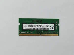 HMA851S6CJR6N-UH NO AC Hynix 4GB PC4-19200 DDR4-2400MHz non-CL17 260-Pin 1.2V - Bild 1 von 2