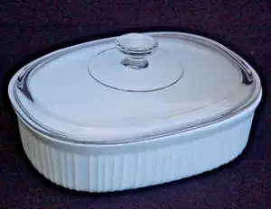 Plato para hornear ovalado francés ~ 2,5 qt Corning F-2,5-B con tapa ~ usado - Imagen 1 de 5