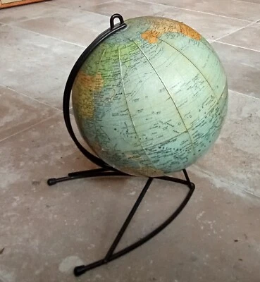 Ancien globe terrestre Mappemonde  Pieds métal /Girard Barrère/ Old  world map - Photo 1/4