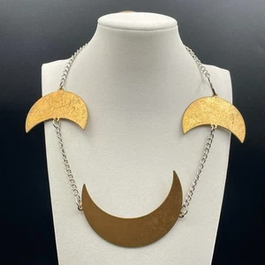 Vintage Silver-Tone Classic Curb Chain Crescent Moon Collar Statement Station - Picture 1 of 8