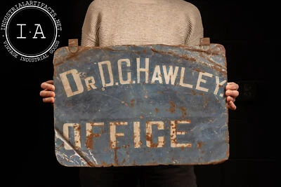 Letrero antiguo de consultorio médico de hojalata de doble cara Foto 1 de 4