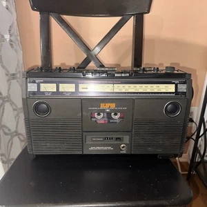 Boombox Hitachi TRK5190H.Vintage 1970. Fully Working,new belt Clean. - Picture 1 of 13