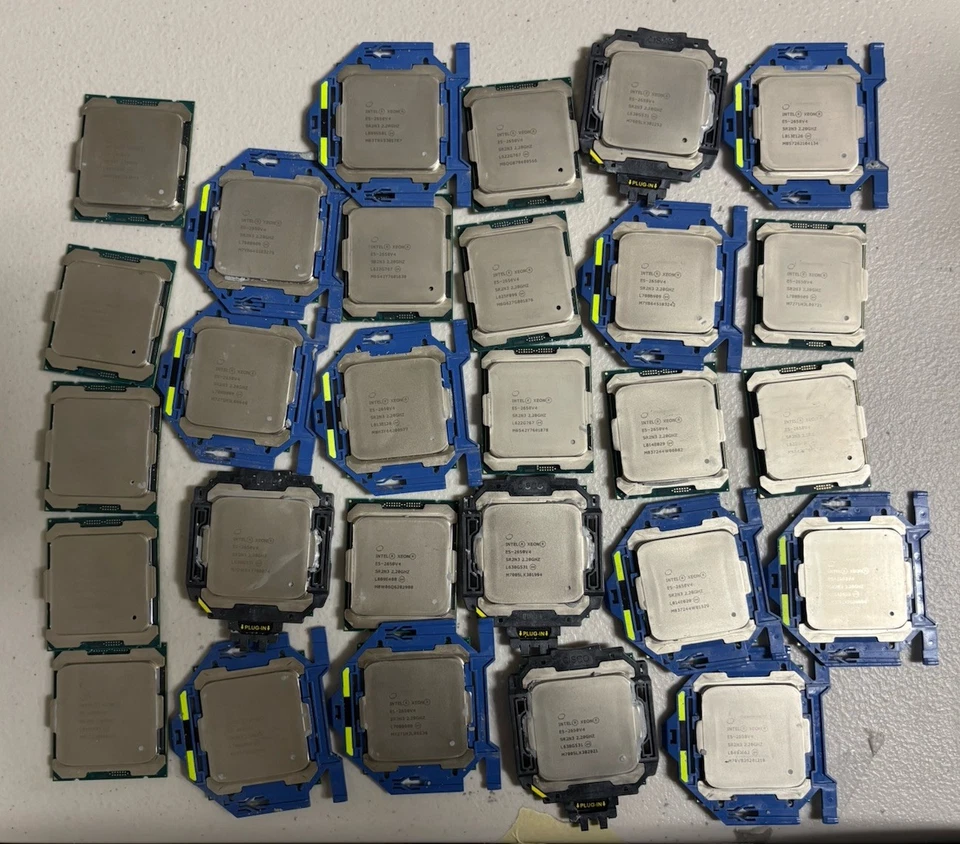 Lote de 28 Intel Xeon E5-2650 V4 2.20GHz 30MB 14nm LGA2011-3 Foto 1 de 1