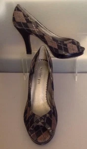 Women’s 9 1/2 Madden Girl Pumps - Picture 1 of 12