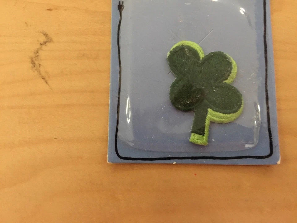 SHAMROCK,4 叶三叶草复古贴花,全新旧货,1980 年代 — 第 1/1 张图片