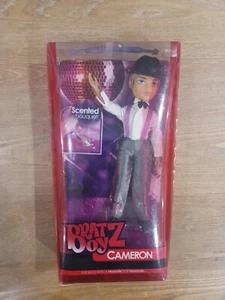 VTG Bratz Boyz Cameron Disco Blaze The Cool Boys Bouquet 10" Action Figure Doll - Picture 1 of 5
