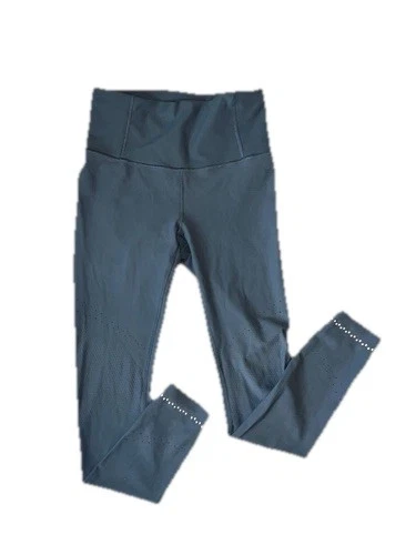 NEW Lululemon Women Sz 8 Gray Zoned In Tight SENSEKNIT Reflective Detail Legging - Image 1 of 4