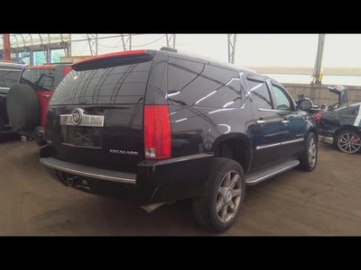 Fuse Box Engine Fits 10-14 ESCALADE 6776916 Foto 1 de 4