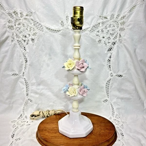 Vintage 1950s Capodimonte Style Porcelain Roses Lamp Works - No Shade - Picture 1 of 9