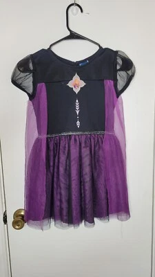 Niña Disney Frozen II Vestido Anna Talla 6/7 Disfraz Halloween Púrpura Negro  Foto 1 de 4