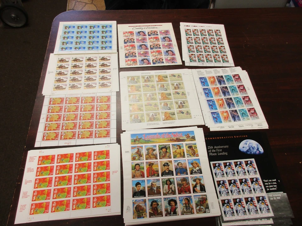 Discount Postage, 29 cent full sheets Mint NH, Face Value $396.72 - Image 1 of 1