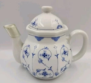 The Toscany Collection teapot made in Japan Inspired Blue Floral Teapot 9” VTG - Picture 1 of 8