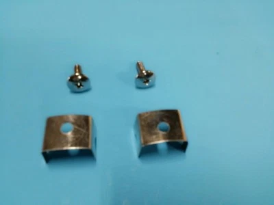 HONDA CL CB SL XL ASIENTO HEBILLA Y TORNILLO (PUEDE ADAPTARSE A YAMAHA SUZUKI KAWASAKI (#151) Foto 1 de 4