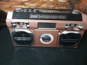Studebaker ST2149 Master Blaster Bluetooth Boombox Radio - Picture 1 of 6