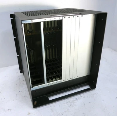 Módulo Controlador Programable Siemens 560T / 565T PLC Simatic Rack Chasis TI Foto 1 de 4