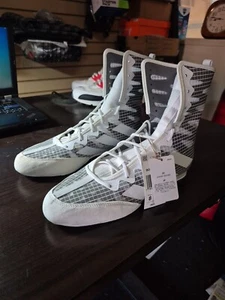 Adidas Boxing Shoes Box Hog 4 Mens 8 Women's 9 White Grey NWT - Picture 1 of 1