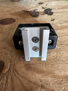 Pryor Humidifier fixing clip bracket For MR850 Fischer and Paykel Humidifier - Picture 1 of 4