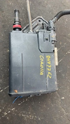 Bote evaporador de carbón Toyota Corolla 14-19 usado OEM Foto 1 de 4