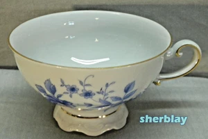 Vintage Mitterteich Bavaria Germany RHAPSODY IN BLUE Single Cup - Picture 1 of 3