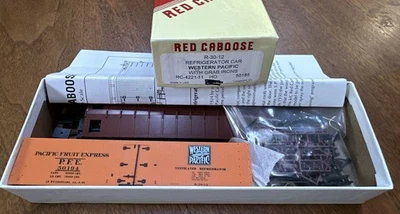 Red Caboose HO Kit RC-4221-11 R-30-12 Refrigerator Car Western Pacific 50185 NY - Image 1 of 4