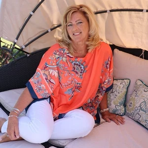 CHICO'S NUEVO CON ETIQUETAS $99 L/XL Beachy Blooms poncho para mujer floral multicolor floral - Imagen 1 de 7