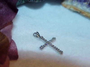 14k 20 Diamond Diminutive Cross Pendant White Gold New 1.9 Grams - Picture 1 of 5