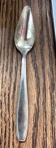 1 Vintage Knobler Stainless Steel Japan Serrated Grapefruit Spoon - Picture 1 of 3