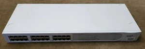 Interruptor de 24 puertos 3COM SuperStack 3 Baseline 10/100 con cable de alimentación 3C16471 3912A736 - Imagen 1 de 5