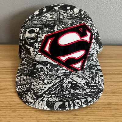 Бейсболка Superman DC Comics Design размер S/M - Изображение 1 из 4