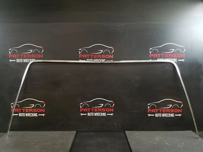 Jaguar XJ6 1991 moldura envolvente parabrisas cromado Foto 1 de 4