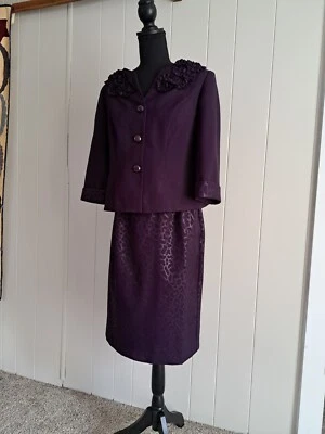 Traje Falda Dana Kay 2 Piezas Con Chaqueta Ciruela Ocasión Especial Talla 10 Foto 1 de 4