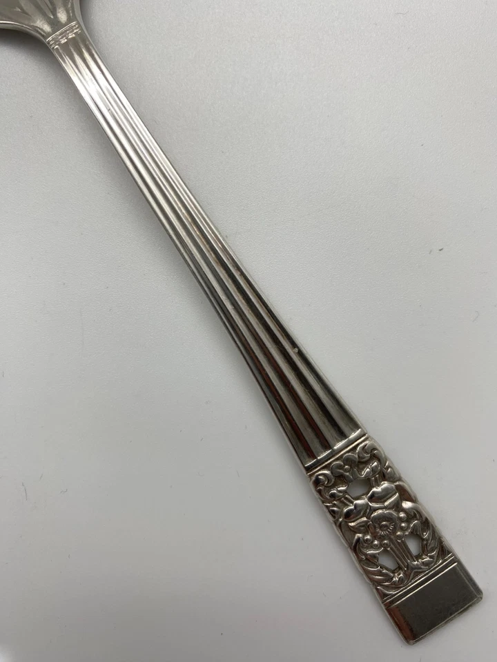 Oneida Community CORONATION Silver Plate 1936 Silverware Flatware CHOICE - Image 1 of 1