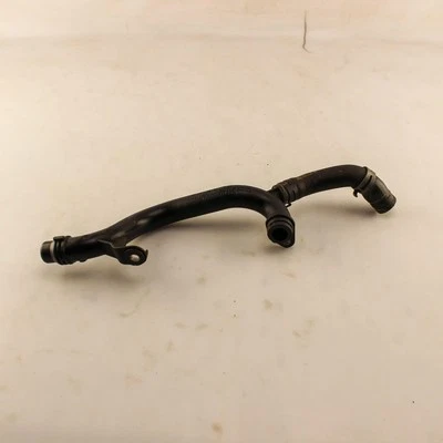 AUDI A4 8K2, B8 Manguera Refrigeración 06H121065D 1.8 Gasolina 125kw 2014 21393612 Foto 1 de 4