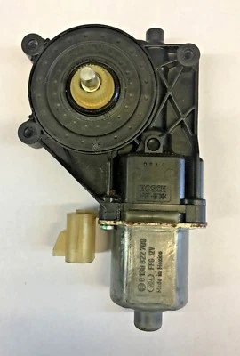 WINDOW LIFT MOTOR LEFT REAR fits: CADILLAC SRX 2013-2016 - Image 1 of 3