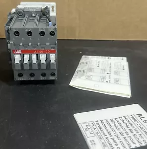 ABB AE40-30-11-81 CONTATTORE Usato - Foto 1 di 6