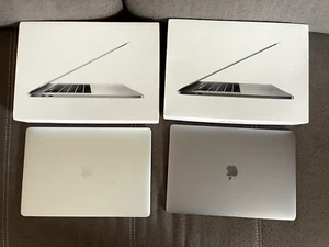LOTTO STOCK Macbook Pro ipad Air 15 11 touchbar 4 pezzi scatola i7 ssd Rotti - Zdjęcie 1 z 22